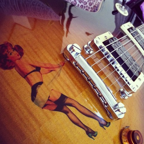 badcatsebastian's profile picture. jammin'