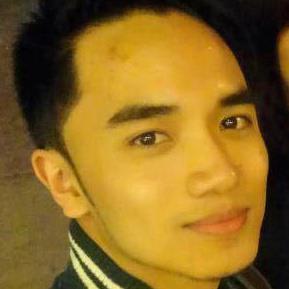 raditia_dika's profile picture. 