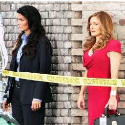 We're fans of Rizzoli & Isles. We love @JaneRizzoli & @MauraIsles  Check out the blog! =)