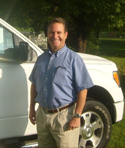 Married to Tanya, Dad of 4 great kids Ashlyn 14, Christian 12 and id twins Braden and Dalton 7. Fleet Mgr at Berglund Ford. Former Marine Semper Fi