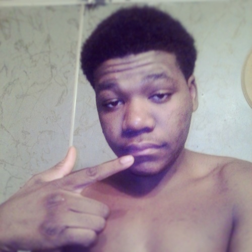 Kickin major `music is my life!!! record and write music #teamkashout , check us out
