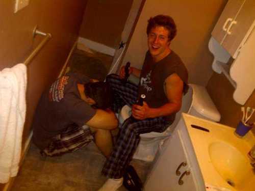 titsanasstips's profile picture. WTB FTB. pin:2964511D. Stoping pucks, hackin legs .. Living the dream #hockeylife love it, dream is stay at home dad with kids :)haha