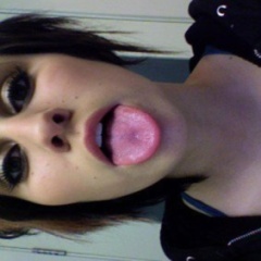 bullochccouwo's profile picture. 35% Namoro, 10% Computador, 35%Familia, 20% Aigos