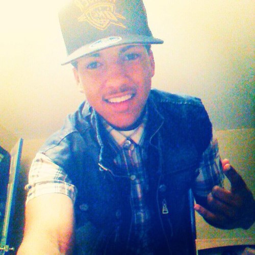 luistheboss15's profile picture. #teamFollowBack#teamExclusive#ArtIsThePassion#MusicForever#TeamGetAtMe;)