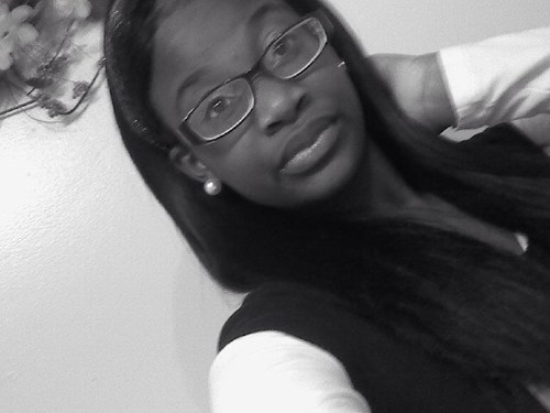 Follow me & I'll foloow back :)
THE FOLLOW BUTTON IS A SLUT VIOLATE IT.!