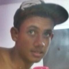 Aprendi que não posso exigir o amor de ninguém...Posso apenas dar boas razões para q gostem de mim...E ter paciência para que a vida faça o resto #SPFC♥