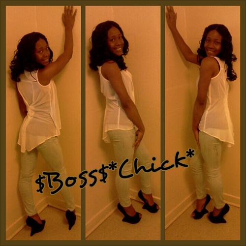 *22 #No kids *School Girl #Physical Therapy *Tweet Me,Twitter Me,HELL JUS FOLLOW ME* ~I FOLLOW BACK~