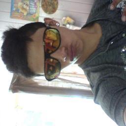 Oi vim dizer que eu gosto muito desse guri,i Luan pode contar sempre cmg bj p.@LuisaGallo_ ;3