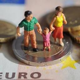 Brauchen Sie Geld? Wollen Sie ein kleines Vermögen aufbauen und sich vor Altersarmut schützen? http://t.co/F5C7vFBS