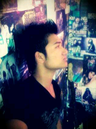 Pancal balik..
#srudukfollow | # “Follow me and i will follow back”  | #FRIEND http://dowima2d@gmail.com