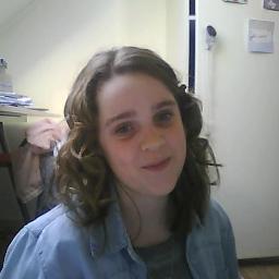 12 jaar / Haar afgeknipt voor KIKA / hockey, keepen ♥