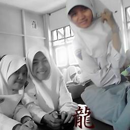 siswi smkn1/kelas 10bmm/anak PMR smkn1/berbisnis di pt melia sehat sejahtera/my w.a 089692702851/my w.e rhisya16