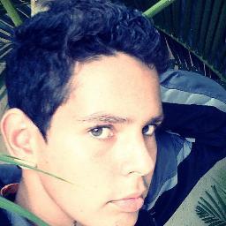 Para conhecermos os amigos é necessário passar pelo sucesso e pela desgraça. No sucesso, verificamos a quantidade e, na desgraça, a qualidade.