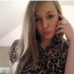 Hi, my name is Laura.  I from Lithuania. I like basketball. I love 1D. If you too, follow me and i follow back :))