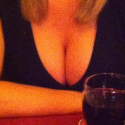 shylincscpl's profile picture. Lincoln based couple looking for fun