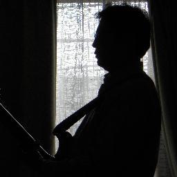 RX初代ギタリスト宮腰雄基ツイッターに登場!?...といっても多忙の為本人の登場はあるのか?とりあえずここではブログやHPの管理人をやっている者が宮腰雄基の情報を上げて行こうかと思っておりますのでよろしくお願い致します