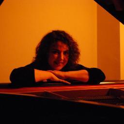 Profesora de piano en el CPM Muñoz Molleda