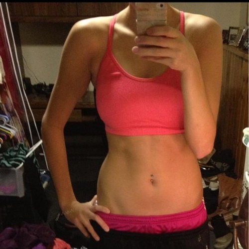 Fitspo_sk's profile picture. CW: 130 GW:115  Height: 5'8 1/4