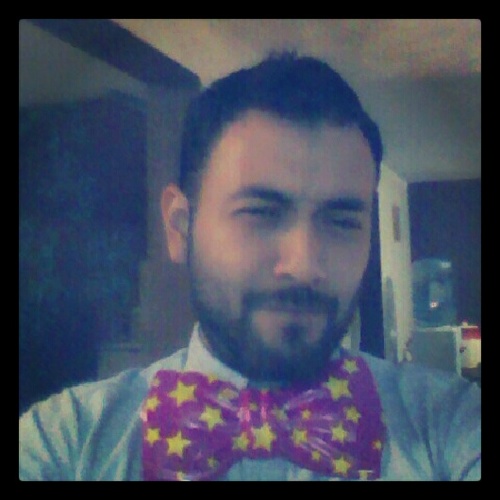 Woof..! Industrial Engineer. Geek. jummm mjor saluda y pregunta komo soiii...
