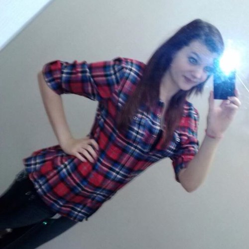 Its Jocelyn AKA @JocieSaysBoo my new account starting things off fresh :)