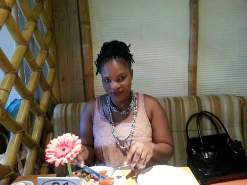 sibobi11's profile picture. 