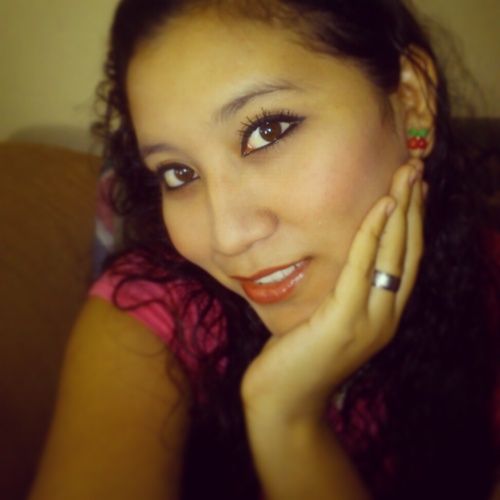 ♥ Cada hombre quiere ser el primer amor de una mujer, cada mujer quiere ser el último amor de un hombre..♥'