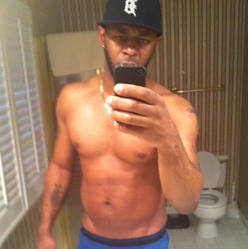 A Perfect Gentleman...First....but don't get it twisted...I'm a FREAK in the bedroom!!!!! I love Thick Asses & Pussy