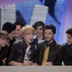 Route66PC's profile picture. Imaginas de auryn y novela Somos Pat y Carmencita @CallMePatryTw @menchubel @TwEuroAuryners ¿Nos sigues? Te recomendamos.
Buscando a nuestros anti-heroes en: