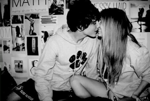 Everyone Has Someone ツ
