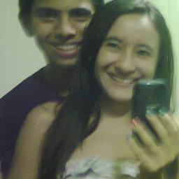 Quando penso em você, não posso deixar de sorrir, sabendo que você me completa. pra ser perfeito tem que ser eu e você!