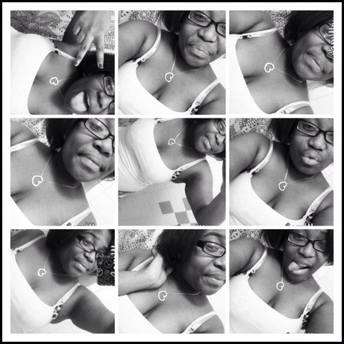 Fuck friends ✌I Got , @iSwerveOn_LAMES & @_BlowaHolic_ |❤| Kik : Hazel_xoxo ❤ | Insta; @_hazelbishhh