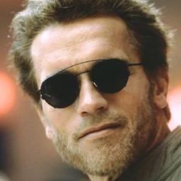 I'm a cop you idiot !
I'm detective John Kimble !