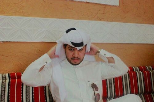 مستشار اسري واعمل في وزراه الشؤون البلديه والقرويه