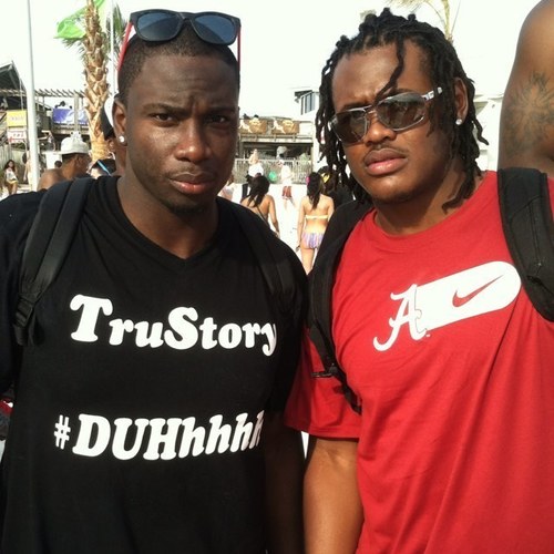 Entrepreneur Trying 2 Get His T-Shirt Company Out & On Top Follow Me We Can Do It TruStory DUHhhhh! Be On LookOut 4 Specials & Ways To Win Free $tuff Tru$tory!