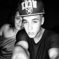 i'm here to love and support justin drew bieber.