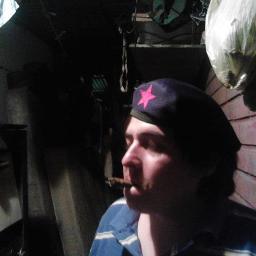 Ocioso, cervecero, insomne y común, algo más?