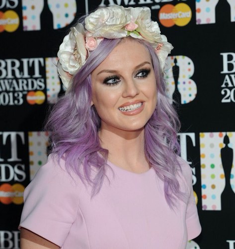 shwty_bebe's profile picture. Jehová| 1999 | Little Mix | One Direction |