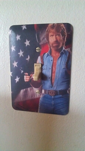 damonlion's profile picture. Braaaaaains.