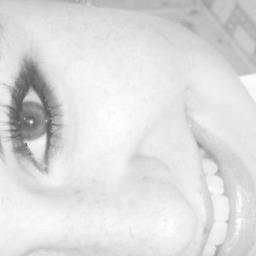 Just an ordinary girl. Single. Follow my personal: @spiffytiffany