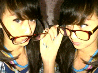 Hello tweeps, akun twitter ini rusak. Catch me @...... Lagi niat bikin lagi. :|