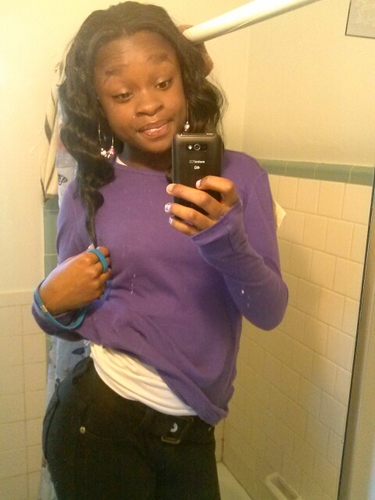 Followw Mee I Follow Bck ! ...Stay Vibinn Pretty Bitch** ♡♥ Singleee *Biitch Bow*