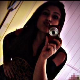 Nαo importα o quє єu diigα,
Vocє irα vαlorizαr pєlo quє vê,
julgαr pєlo quє ouviu
e opinαr pєlo quє conhєcєu (!) /
Felipe Teamoo amor 3