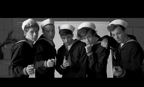Erin Corona• 12-3-12 & 7-28-13 & 8-4-14 best nights of my life. I love one direction 0/5 :( someday hope to be 5/5:)