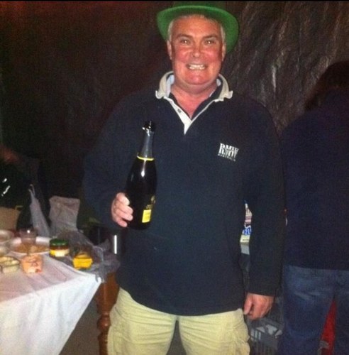 Yaalreetpet's profile picture. Getting older doesnt mean getting boring... LIFE... Just live it...