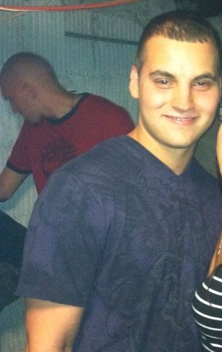 ippset's profile picture. DISCLAIMER: ALL MY TWEETS ARE SONG LYRICS!