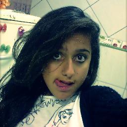 viim aqui só pra dizer que teamo minha gata, minha videnhaa, minha linda , @segura_amina aqui