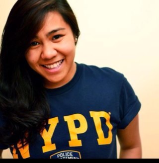 i'm brittany, and if you meet me once, i promise you'll wanna see me again. :D