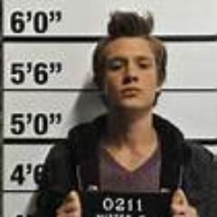 Peter was high and got thrown in jail. #NaughtyPete #BlameRegina