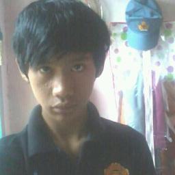 SMA N 12 Semarang | Seperempat (X.4) | Fans berat Man.United (Shinji Kagawa 26) .Lincah,Cepat,Stamina kurang,itulah saya #GGMU