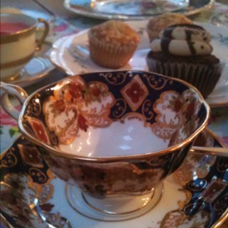 Popping up for a few hours or a day , a vintage oasis of coffee lovliness, and like magic, we are gone! A peripatetic coffee heaven!